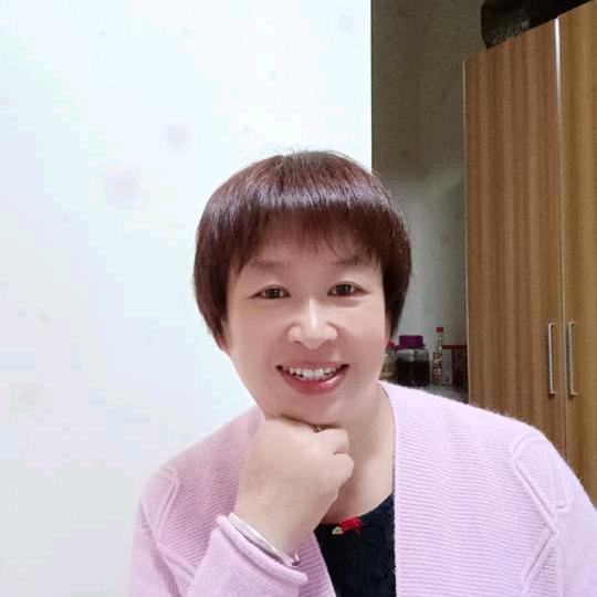 芳姐姐（68年猴9月9）