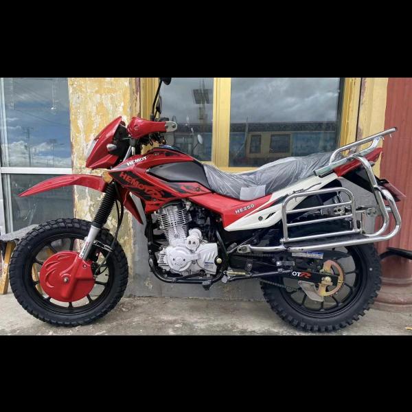 乡城县巴山摩托车