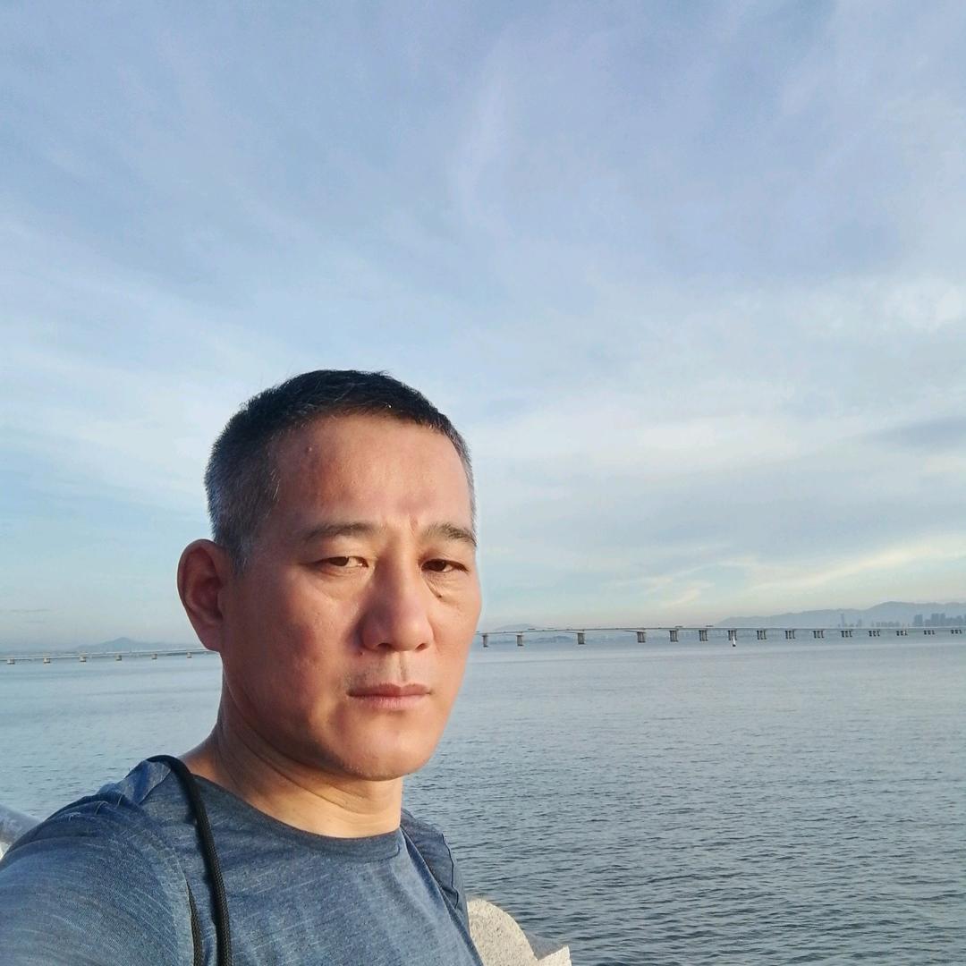 浠水运动鞋服万哥