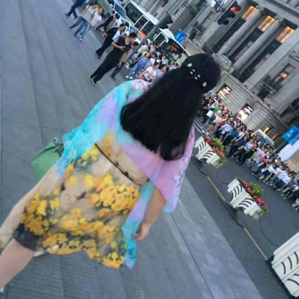 艳阳天