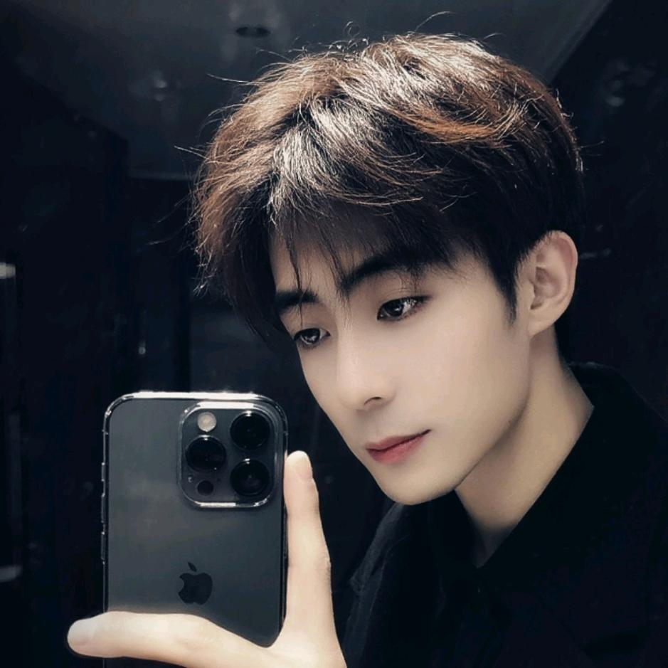 辞安💫《👀》