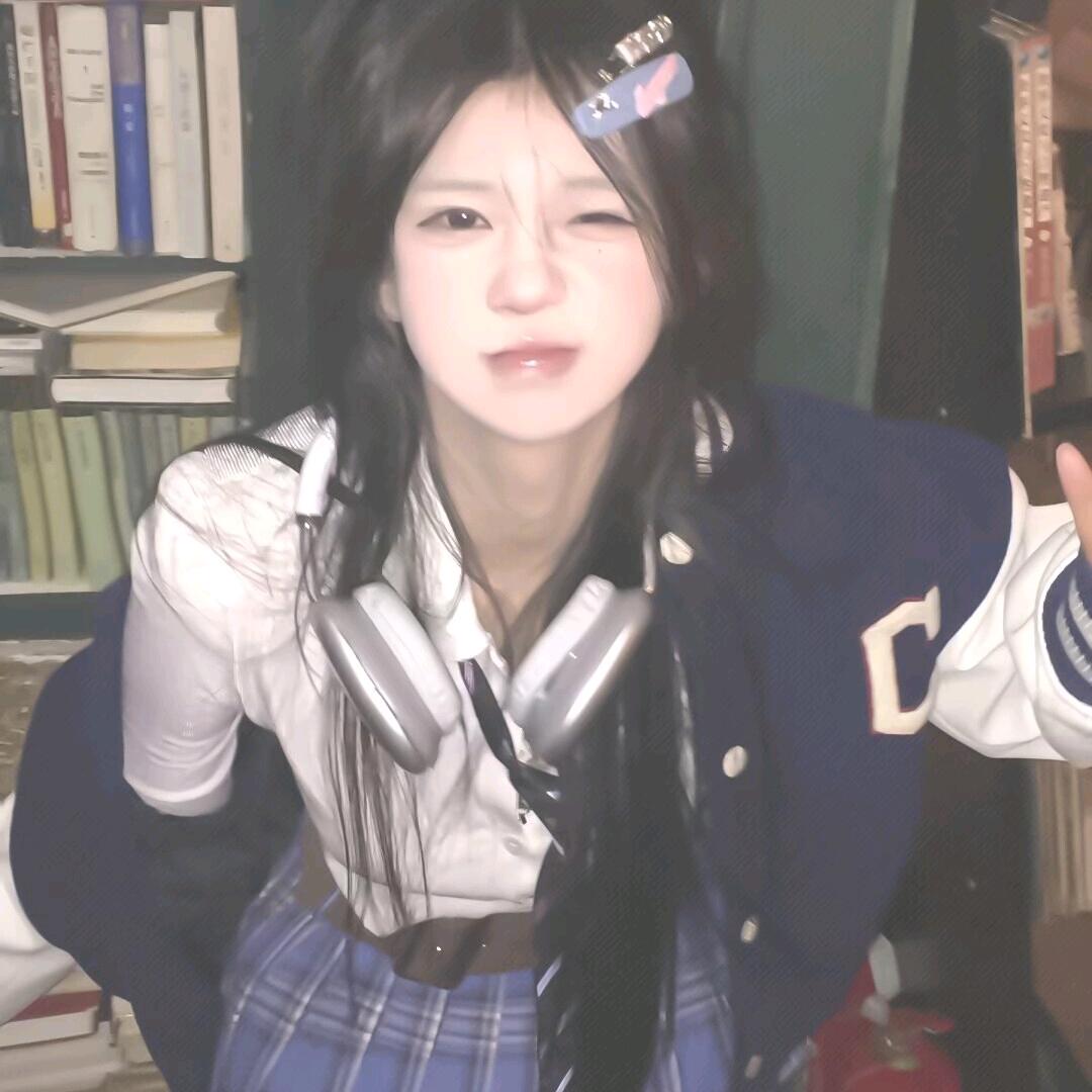 (∩^o^)⊃━━━☆ﾟ.*･｡