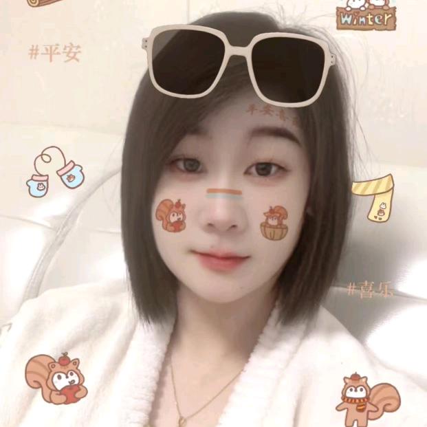 卖珠宝小姐姐-阿慧