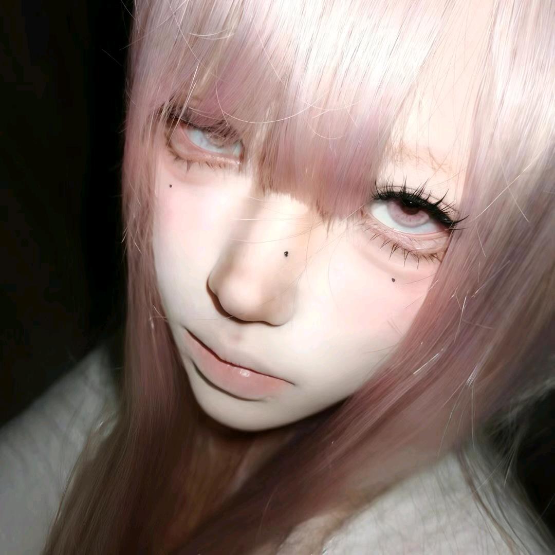 小u.