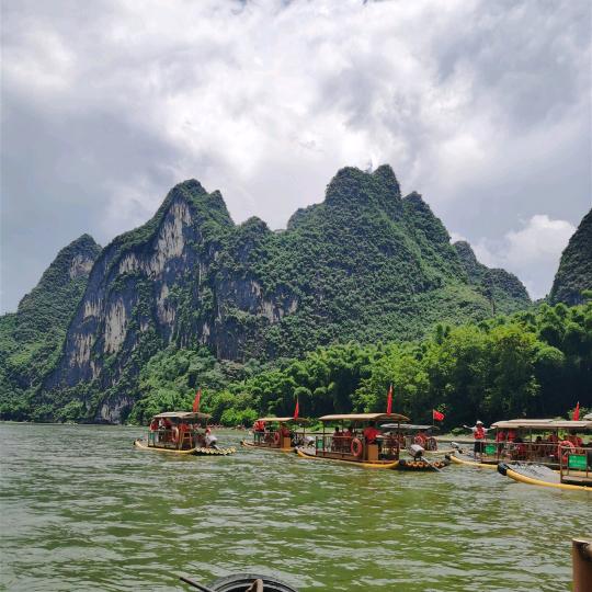 与李相伴