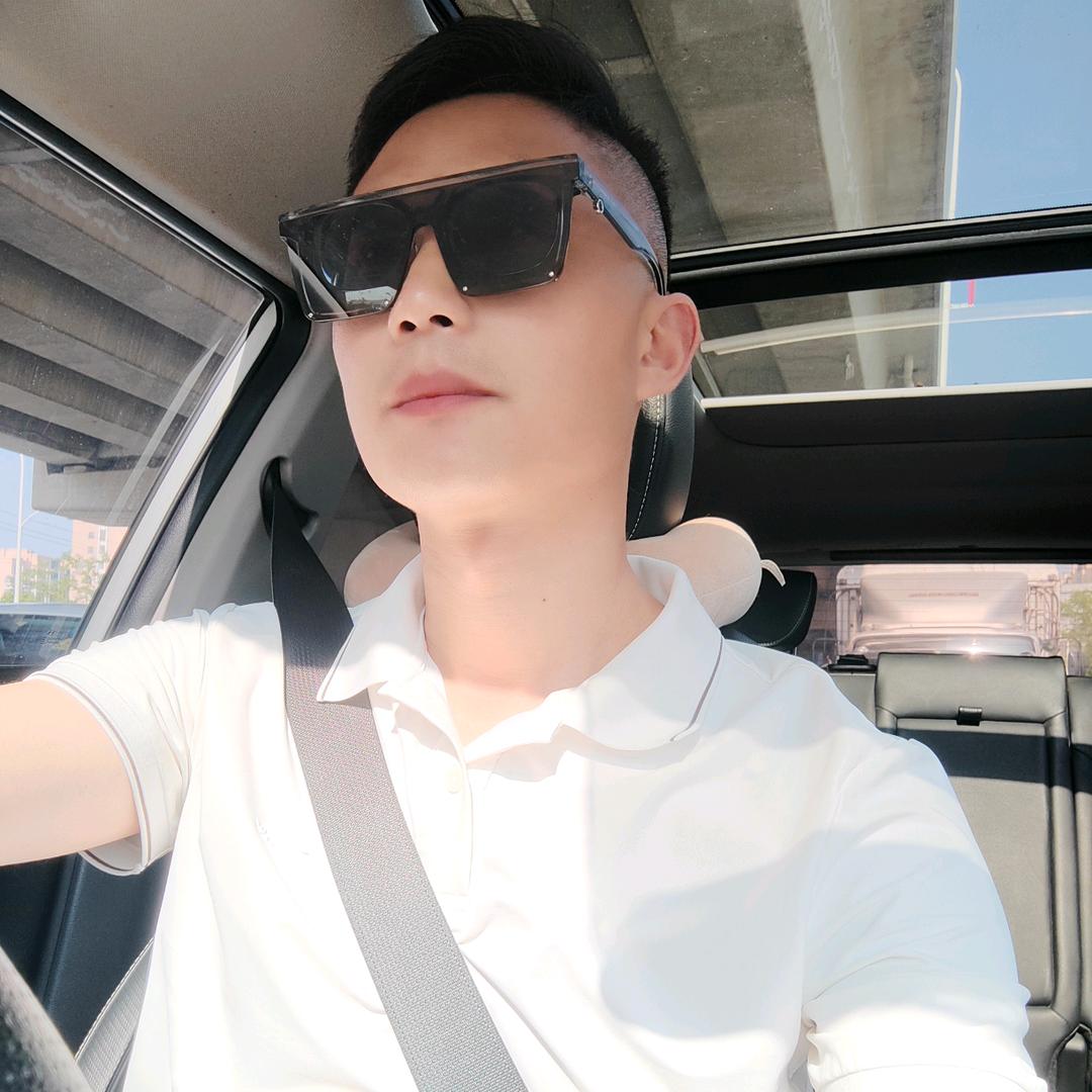 Y૮₍♡♡₎აC