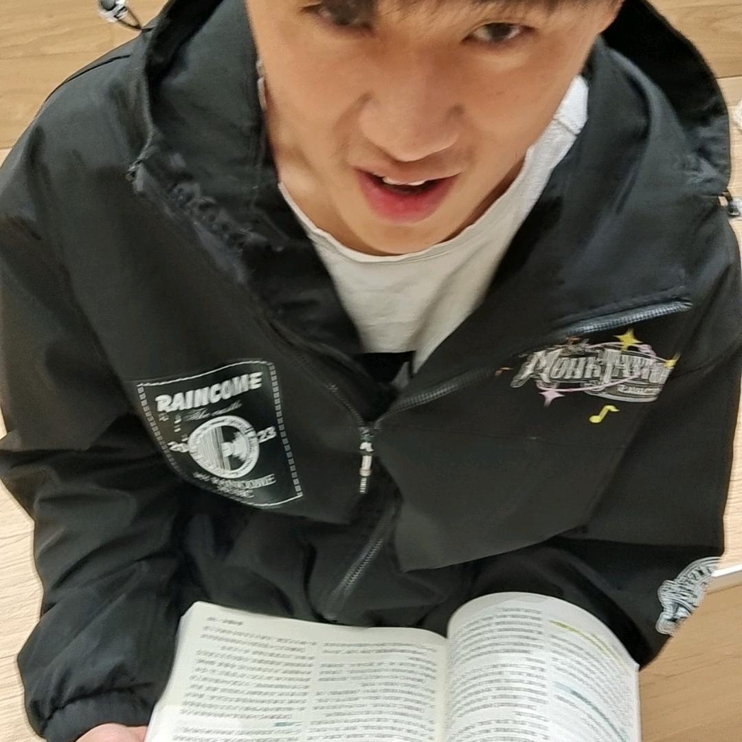 用户7650924830316平淡人生