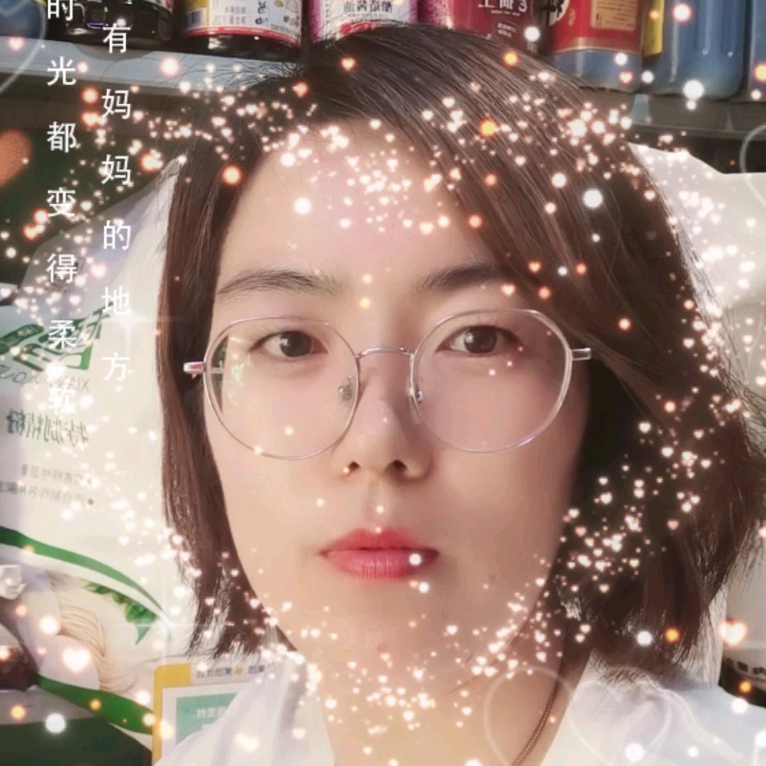 笑笑（晚上22：00直播）