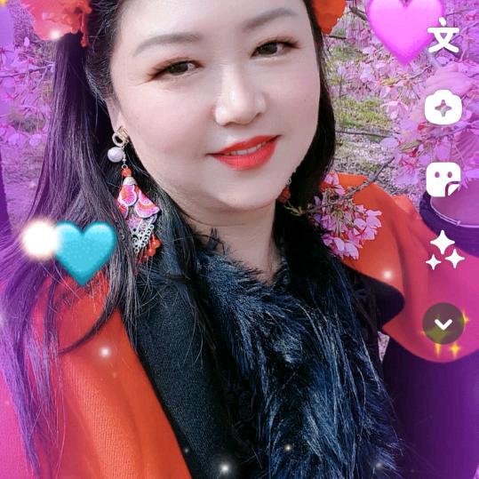 霞姐 (帮助单身交友)