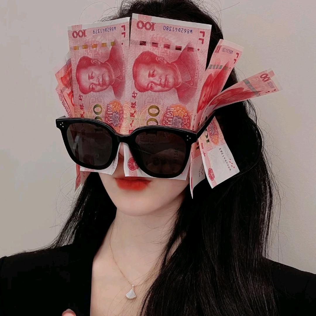 袁莉莉（社区购物超市）