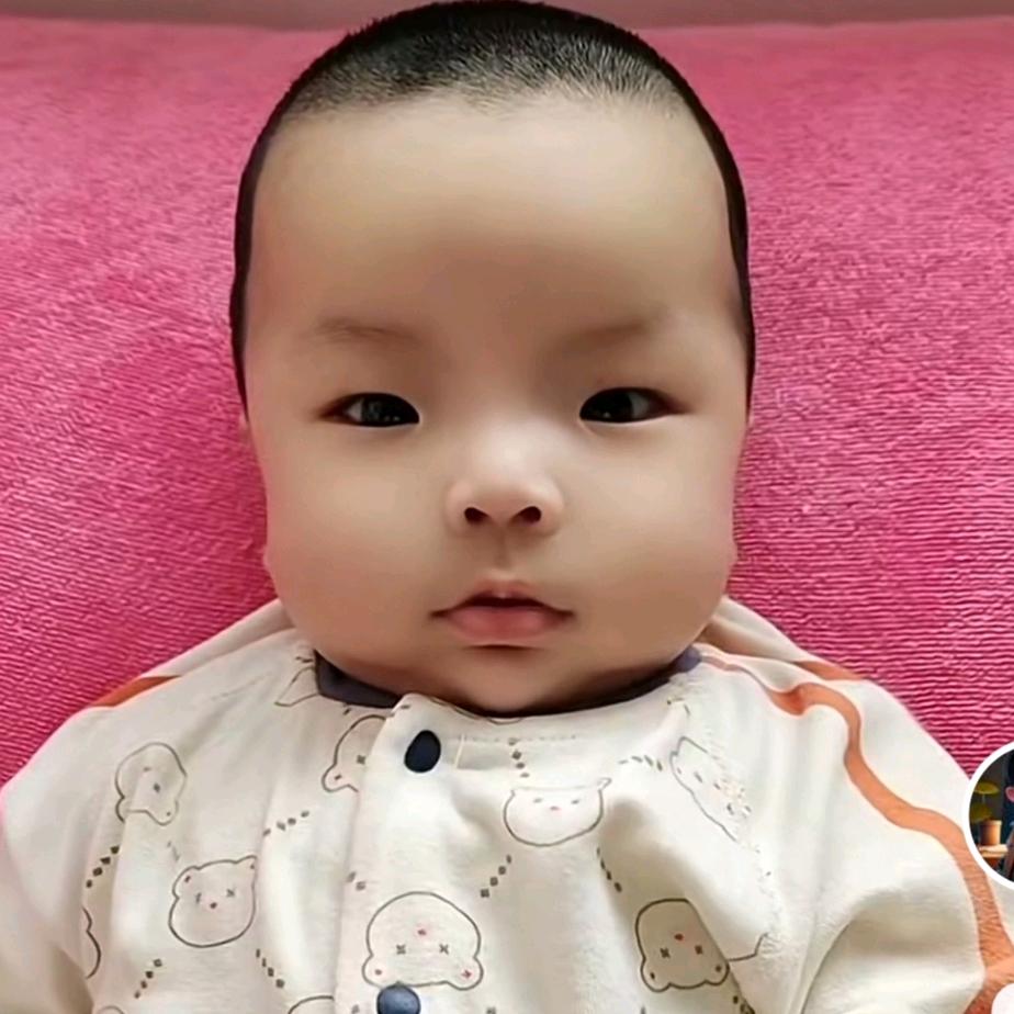 安安小盆友
