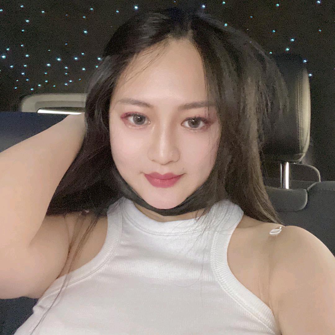 葡萄Tian姑娘