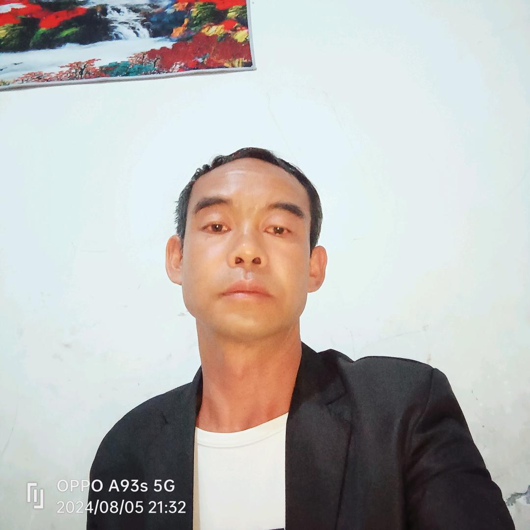 单亲陆哥，浪迹天涯