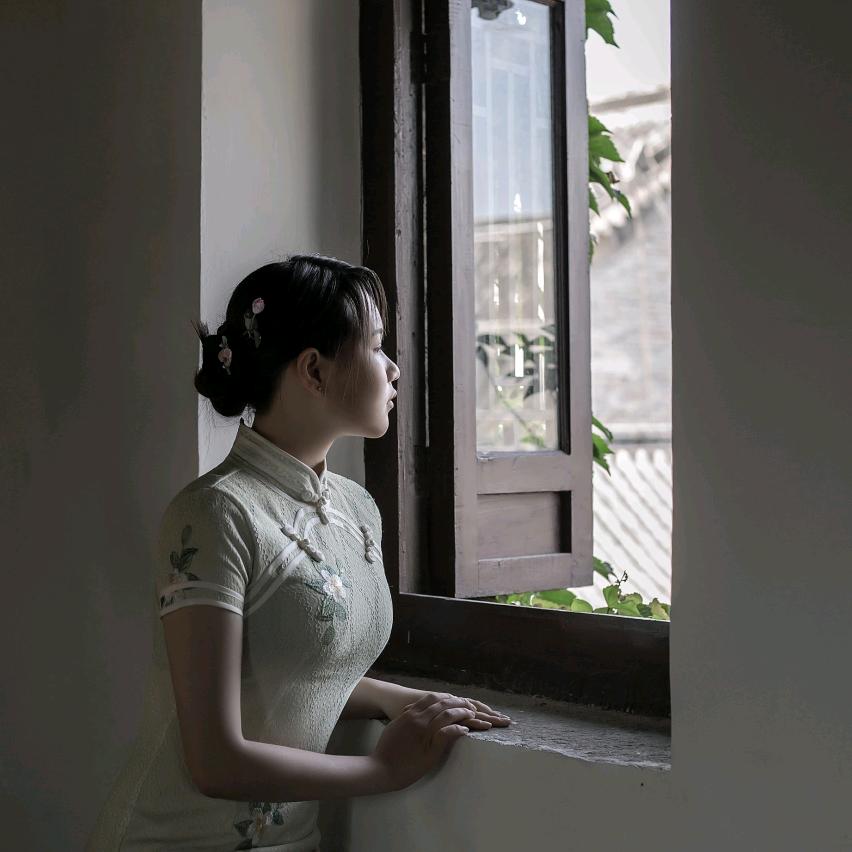 温柔气质女孩