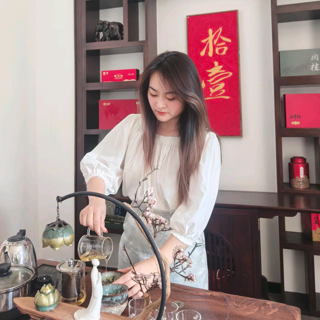 张张不慌张-设计师yu