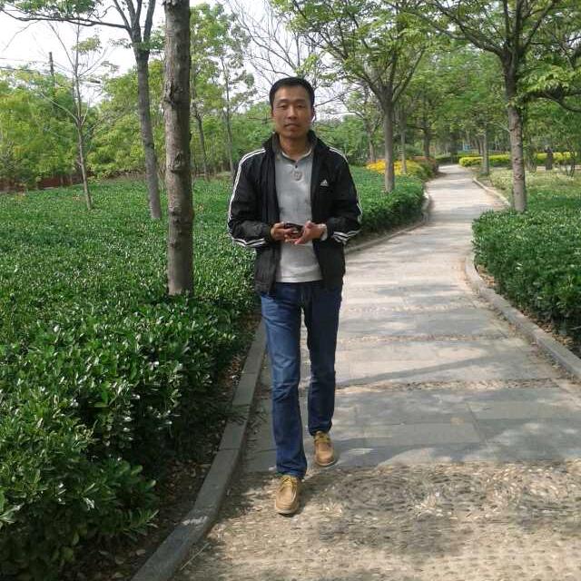 彭   湃