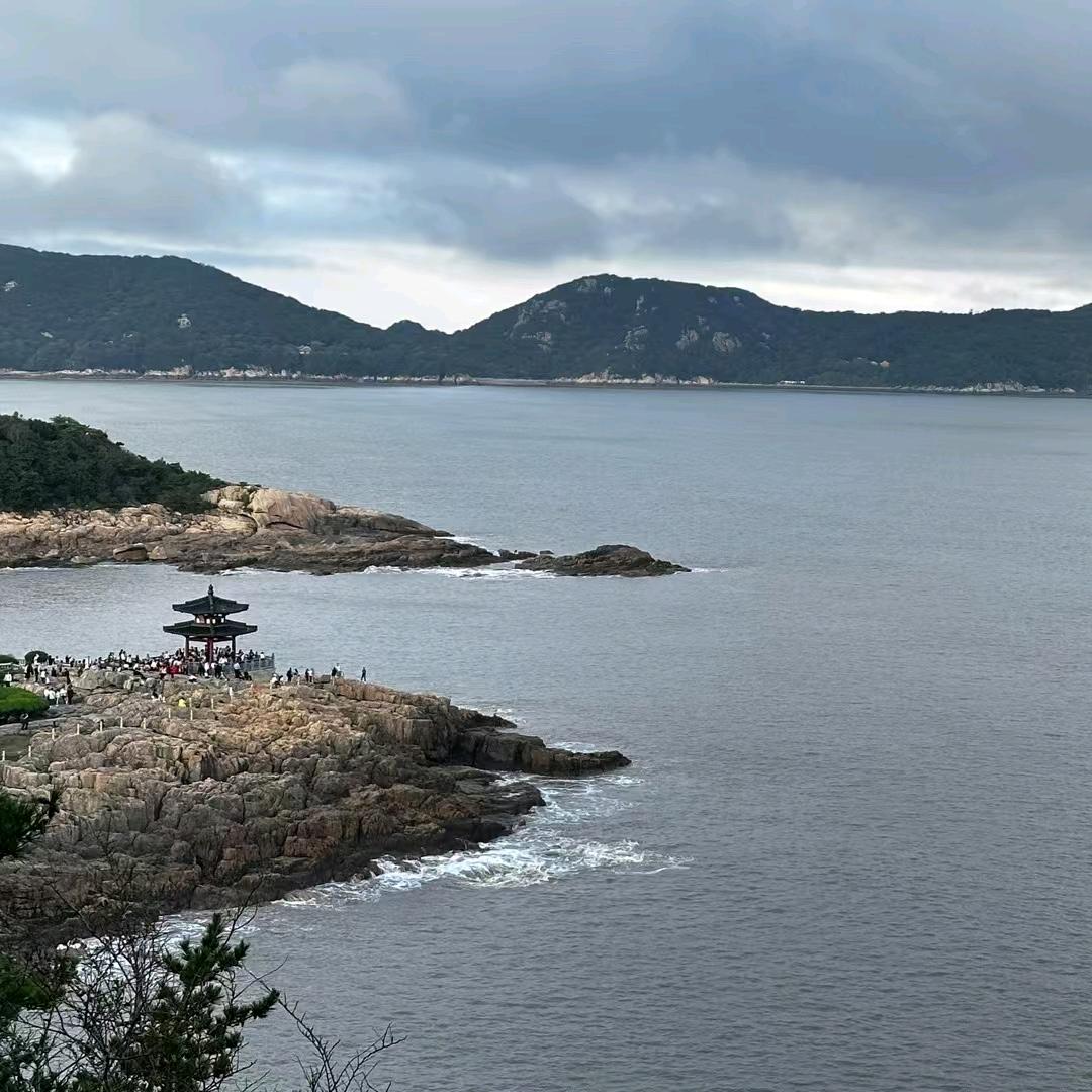 @莫宁