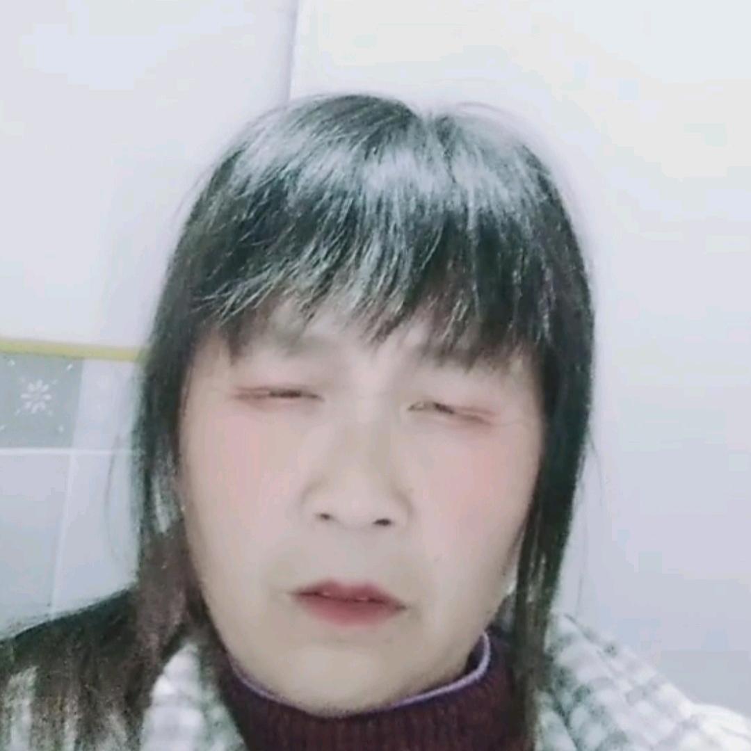 万维芳
