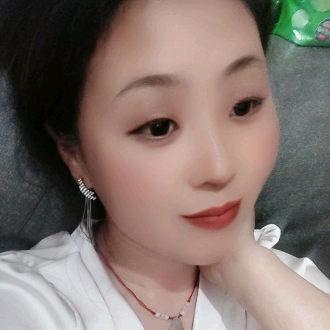 放肆微笑，心事谁懂