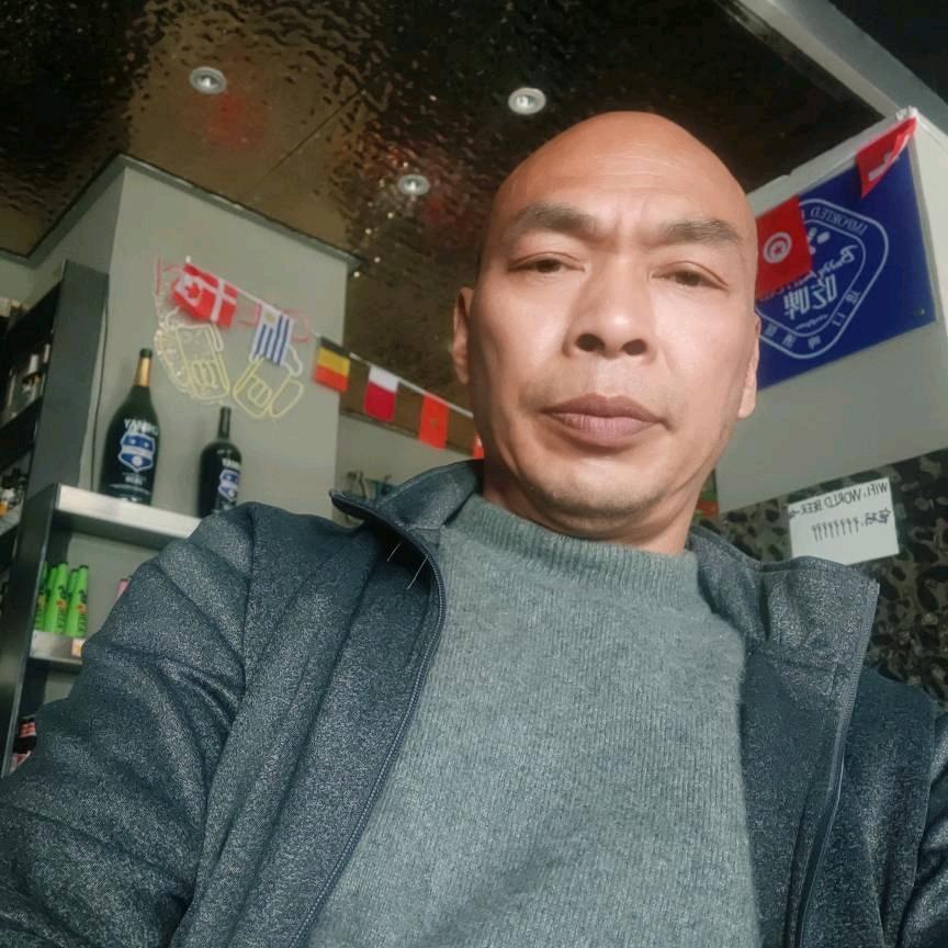 光头哥，