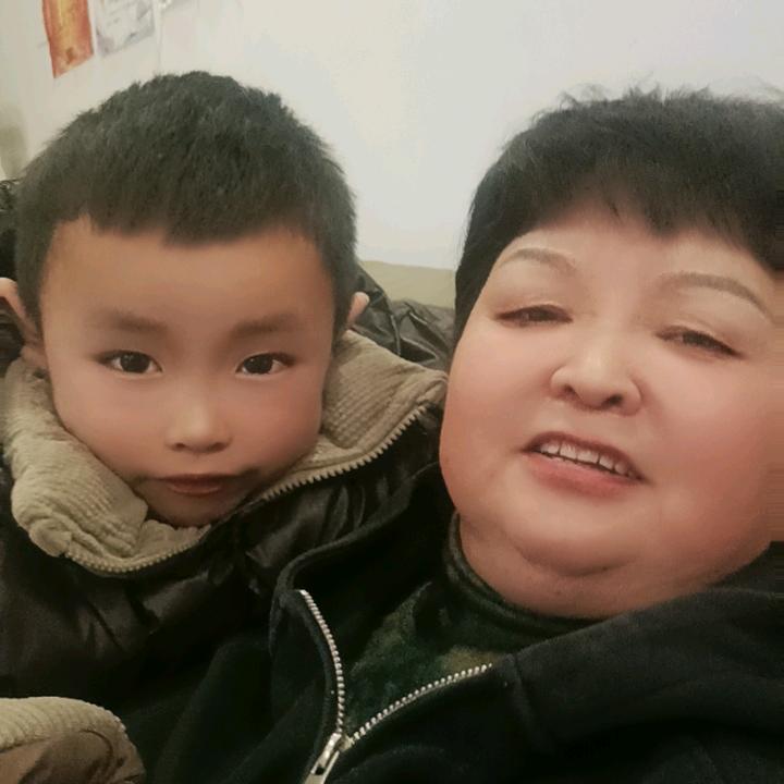 新年好， 身体健康，大家开心，