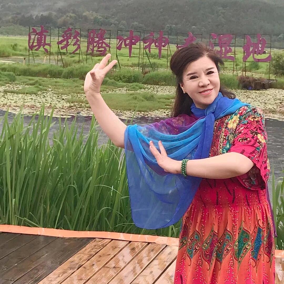 余爱芳纹绣美容会所