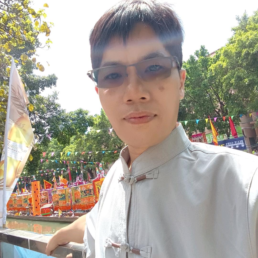 广东海哥12:05至13:10