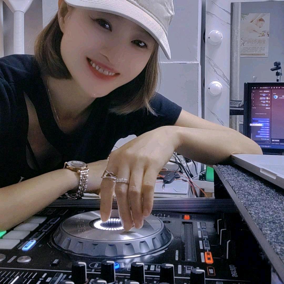 DJ二小姐