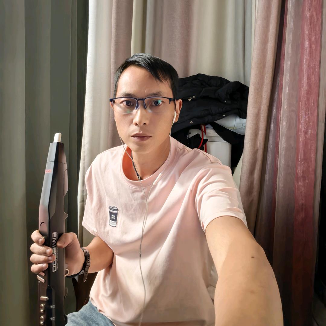 我的名字（赵良）😛😛😛