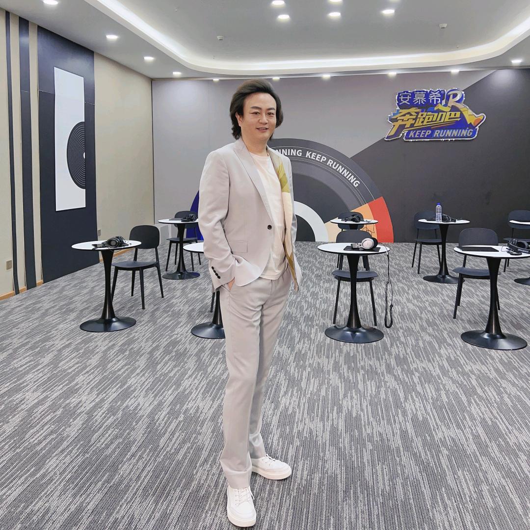 昕歌声乐工作室