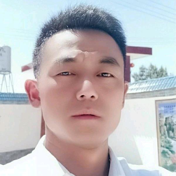 ☞熬过无人问津的日子，才有诗和远方☜