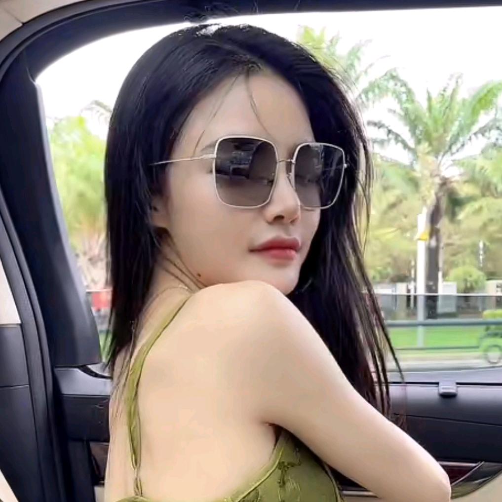 青青美妆商行