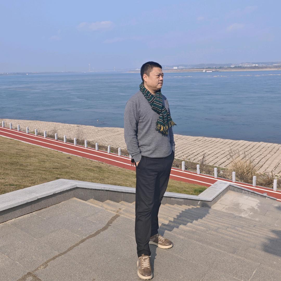 山痕壹树