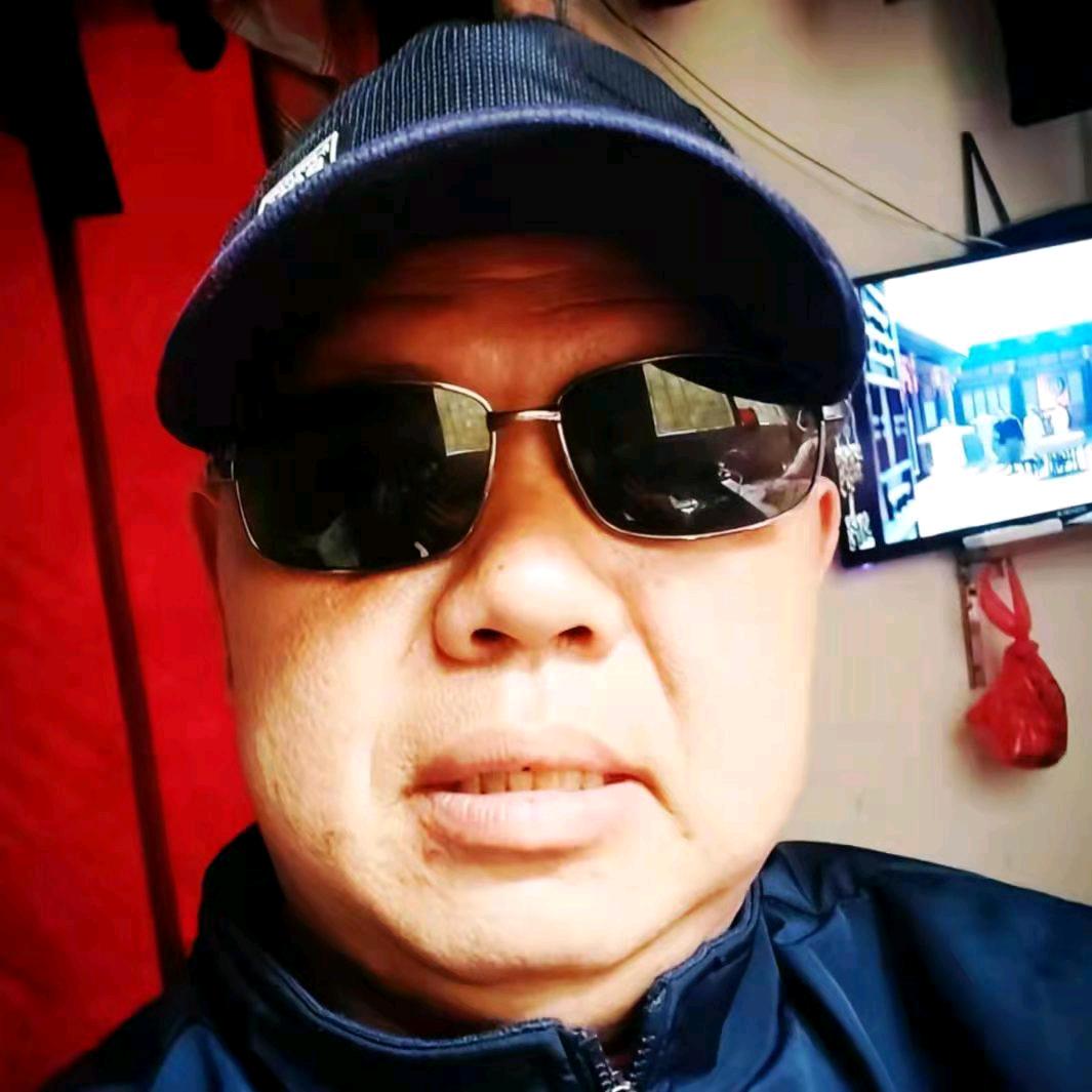 抖音一号石头哥