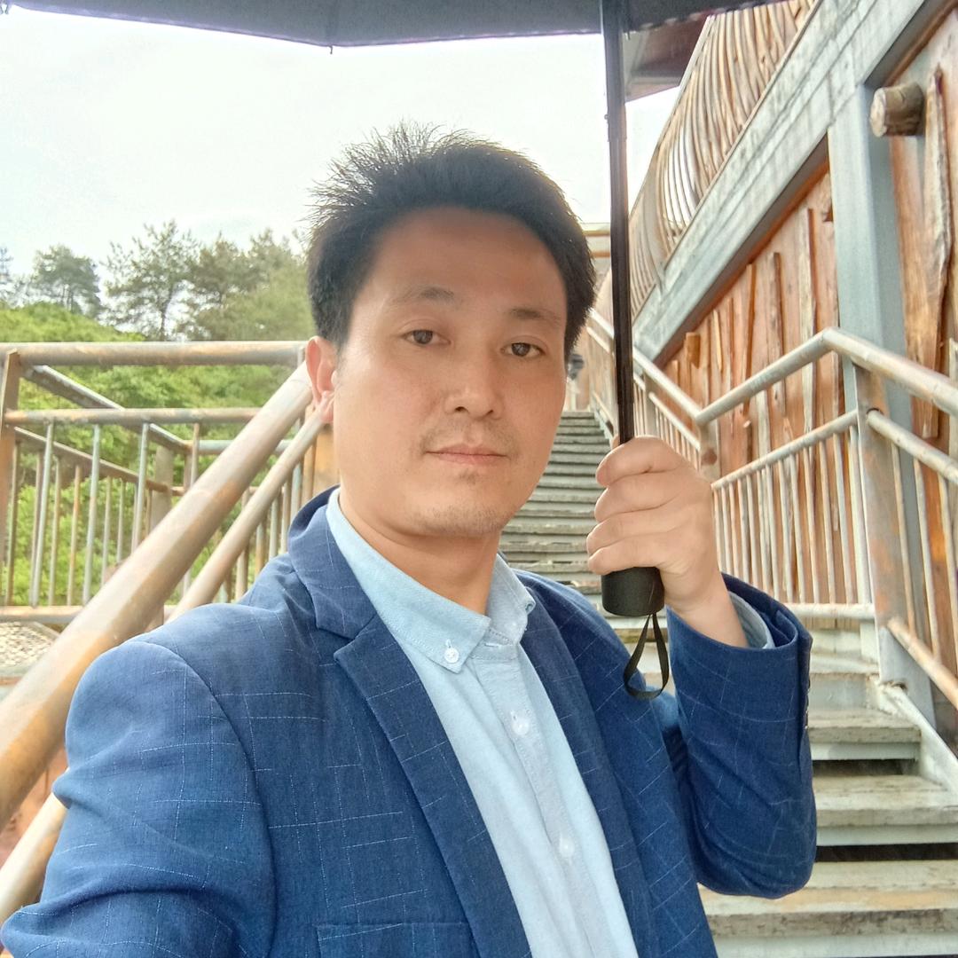 锋哥定制衣柜