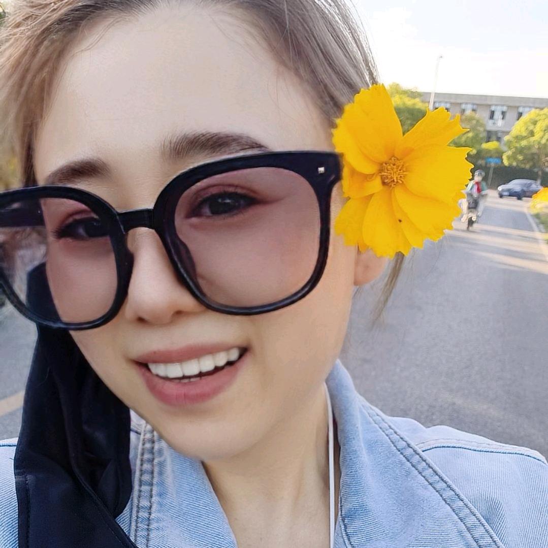 花房菇凉（三月小姨）