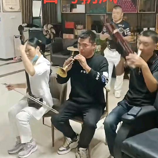 周晓初唢呐艺术团
