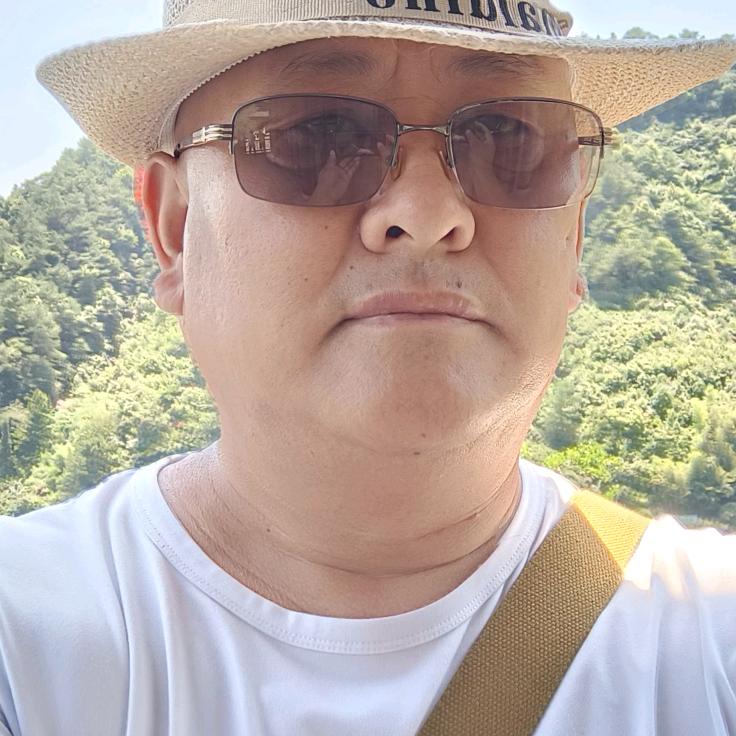 大漠飞鹰