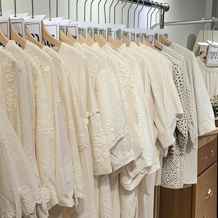 优米um精品女装二号店