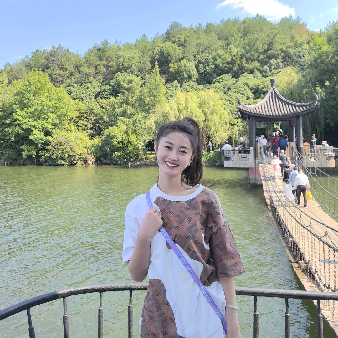 叫我李✓✓