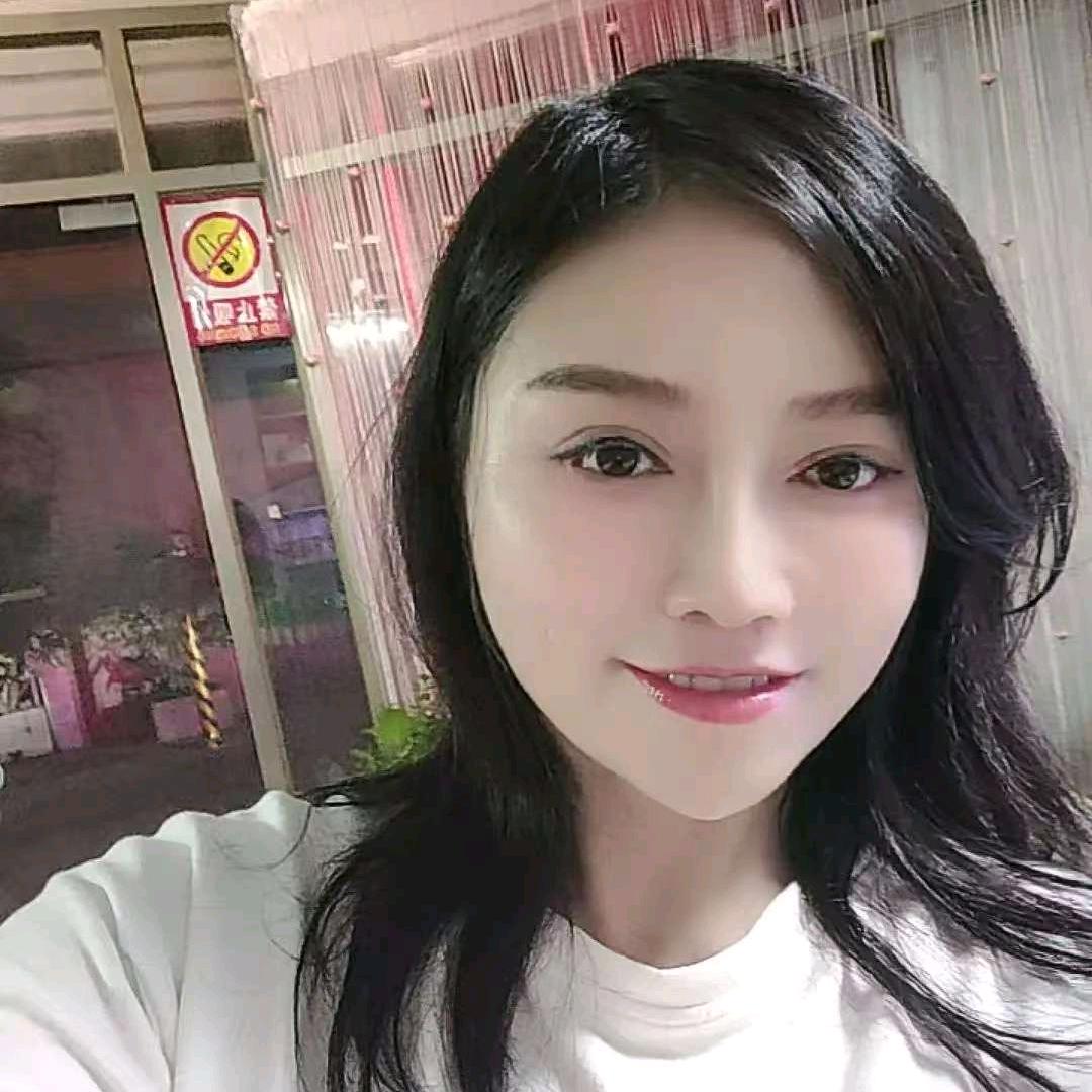 敏敏@