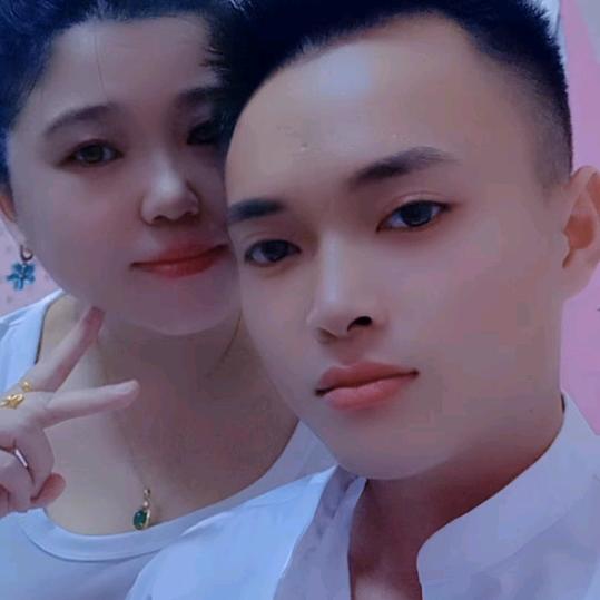 保持微笑就好