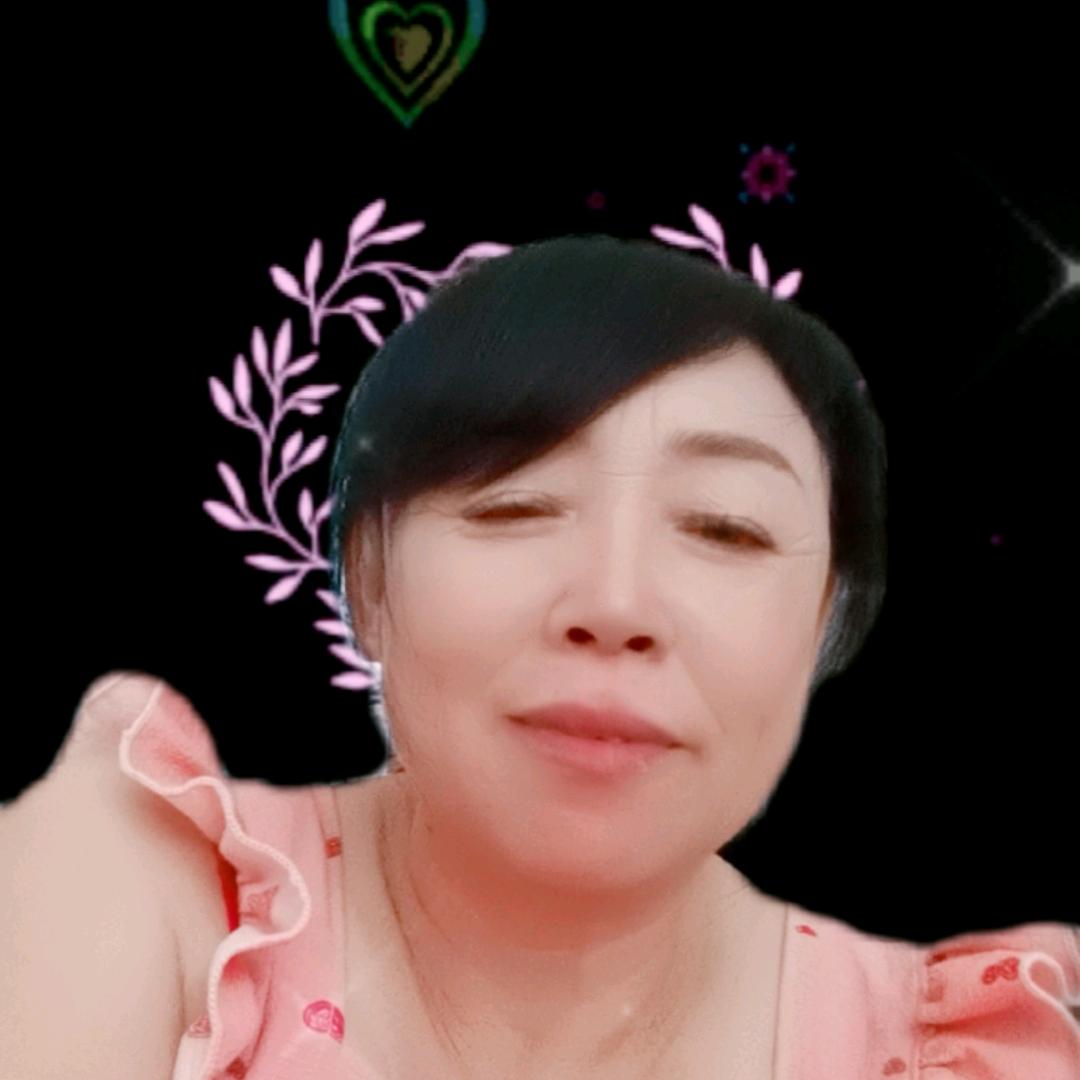 桃花依旧笑春风，