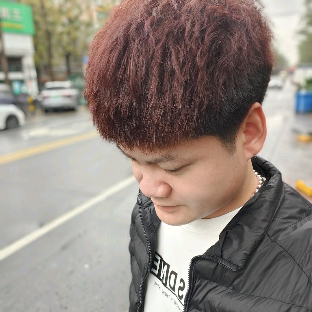 高高、男孩