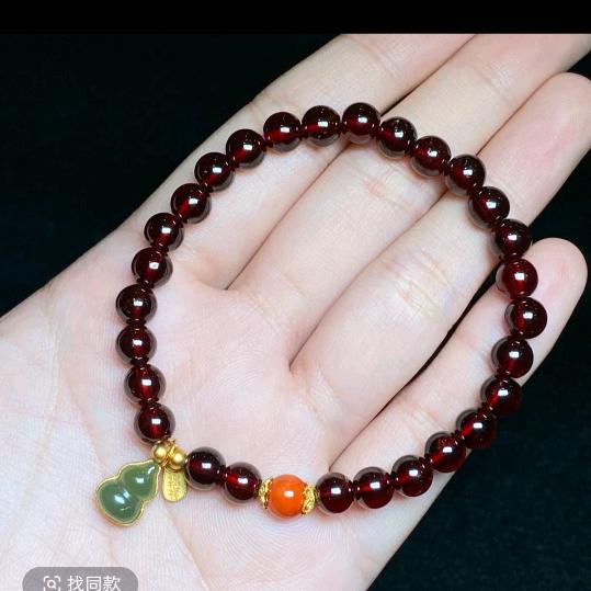 眼中人，九九艳