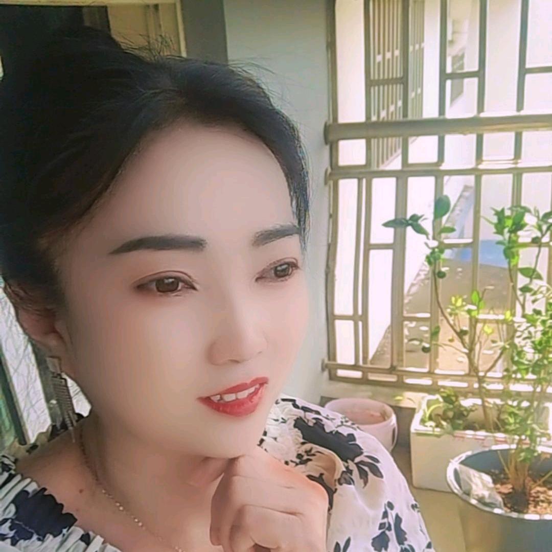 燃面馆啊琴