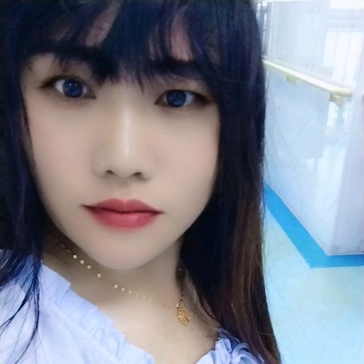 婷婷。