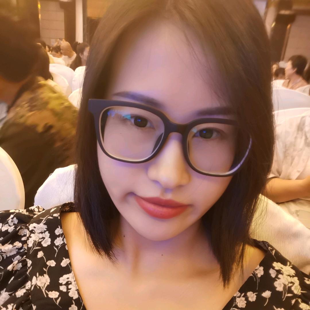 莹莹🌞