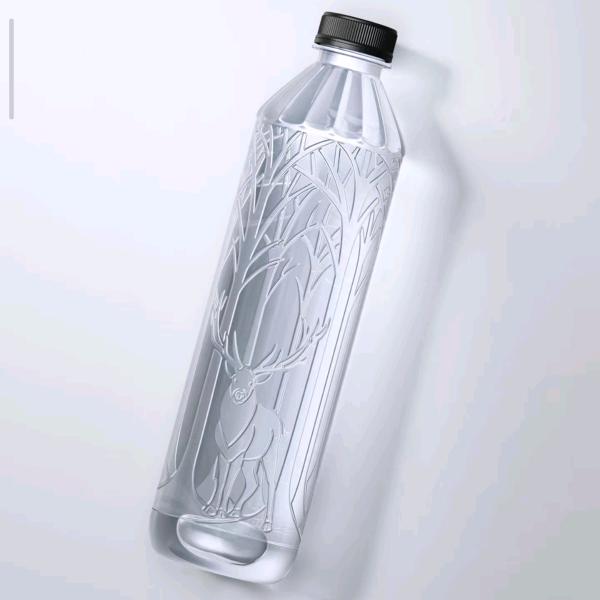 82年的矿泉水