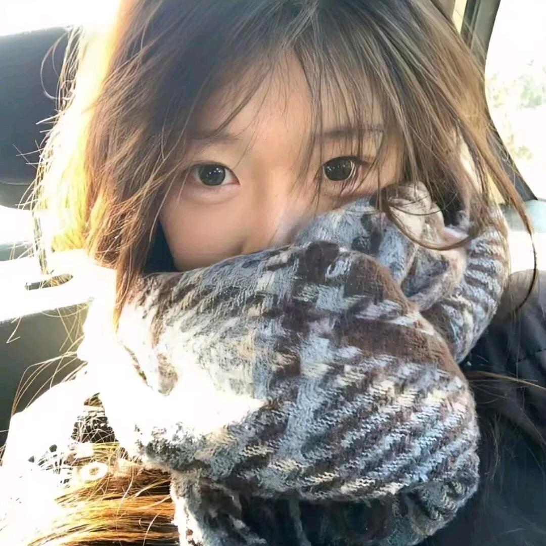 ℋ